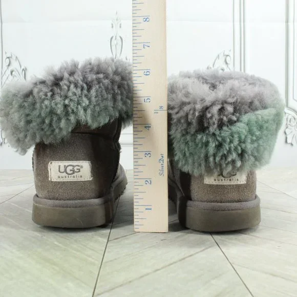 UGG Australia Bailey Brown Suede Lined Button Winter Ankle Boots US 6 - Picture 8 of 9